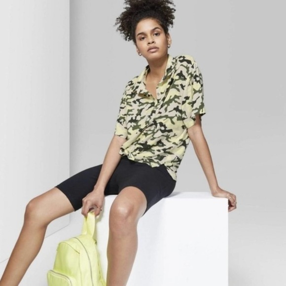 Wild Fable Camo Button Down Tie Front Top (M) - Picture 3 of 4